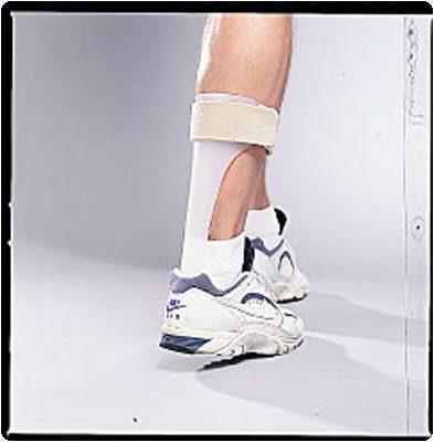 Ankle/Foot Orthosis Right Size: 3-6 (Women's)